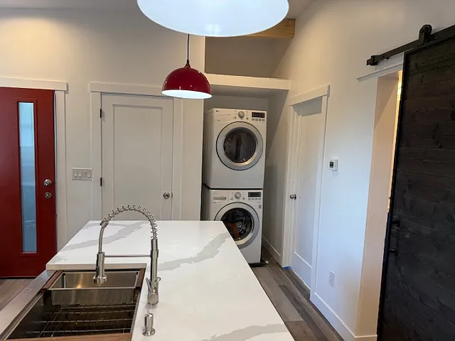 8740 Montview Blvd — Photo 10