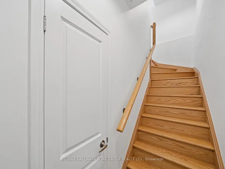 24 Fieldway Rd #16 — Photo 4