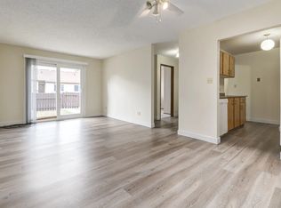 1 Huntington Hl NW #83B9331A1, Edmonton, AB T6H 5S6