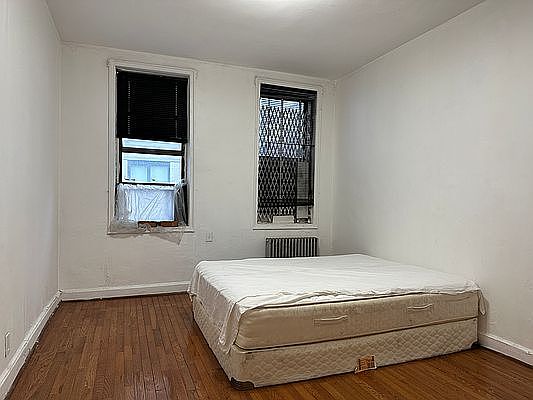 4th image of 157 E 2nd St APT 5D