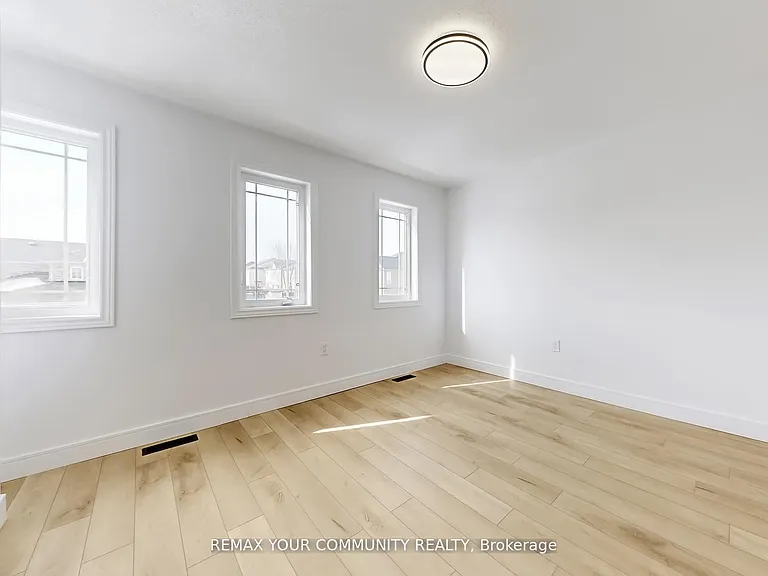 25 Bache Ave #UPPER LEVEL MAIN — Photo 40