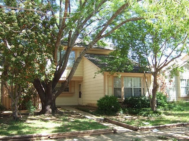 1st image of 2239 Nantucket Village Cir