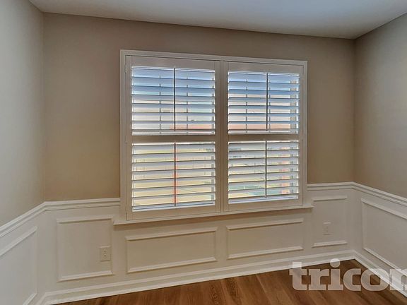 3rd image of 1040 Lindyn Lee Way
