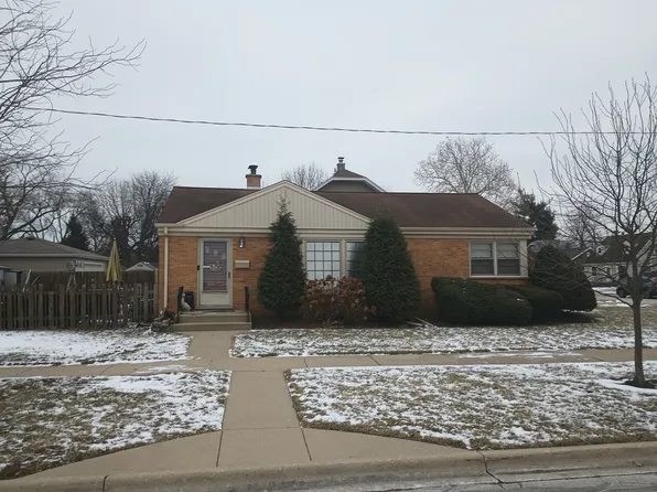 906 Greenview Ave, Des Plaines, IL 60016