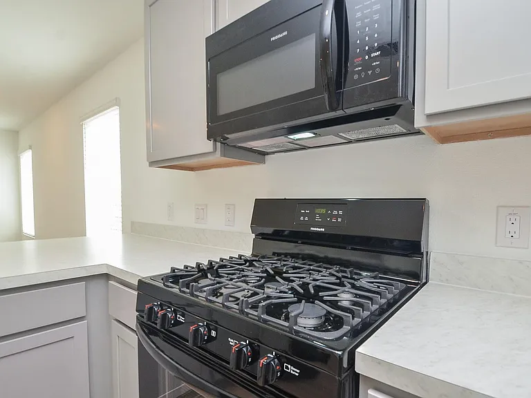 18119 Rockvine Dr — Photo 14