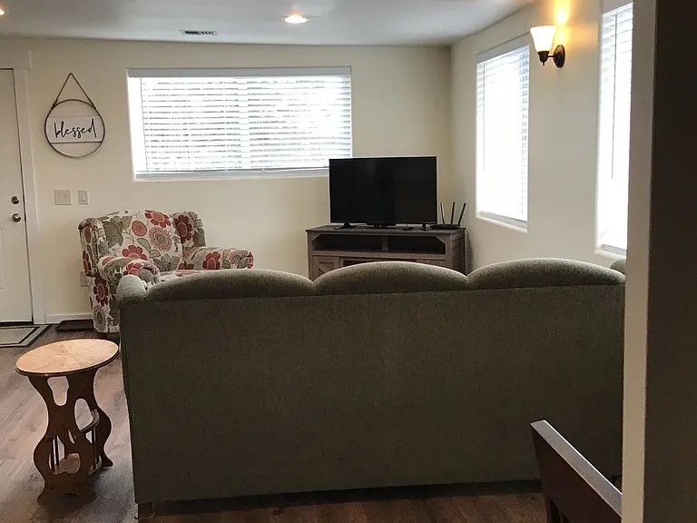 18550 Couch Market Rd — Photo 7