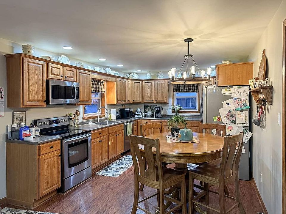 1200 Lafayette St, Beardstown, IL 62618 Zillow