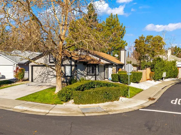 6709 Di Lusso Dr, Elk Grove, CA 95758