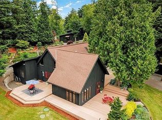 1254A Paradise Rd, Ferndale, WA 98248