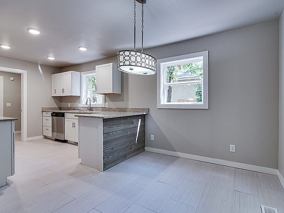 5th image of 29 Overton Dr