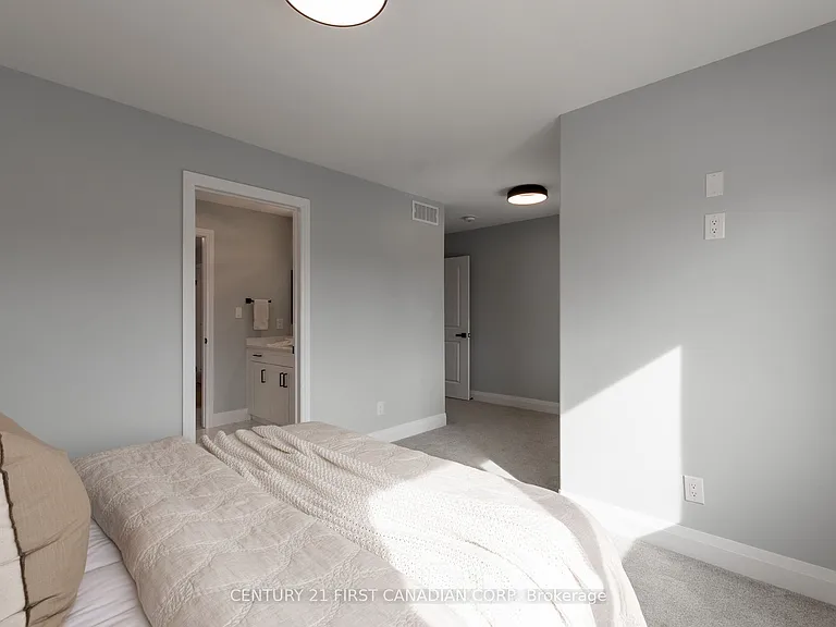 2166 Tripp Dr — Photo 25