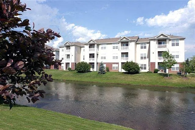 Remington Apartment Homes — Photo 4