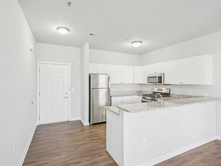 The Residences at Harbor Landing — Photo 13