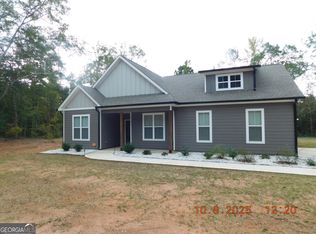 725 McCollum Rd, Barnesville, GA 30204