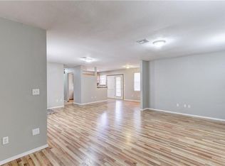 1721 Tudor Dr, Moore, OK 73160