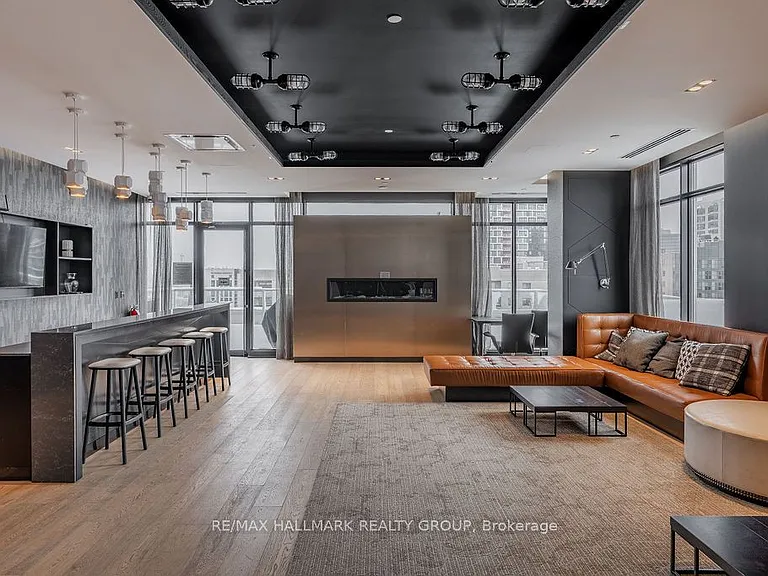 255 Bay St #801 — Photo 35