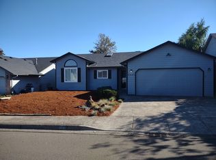 5685 Moonstone Loop SE, Salem, OR