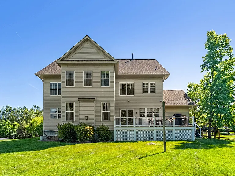 4039 Cray Dr — Photo 56