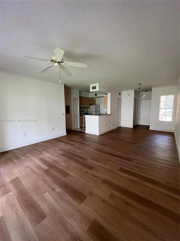 1 bed, 1.0 bath, 850 sqft, $2,200 — Photo 4