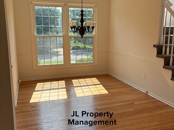 5th image of 14874 S Summit St