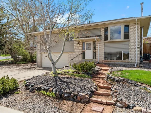 13223 W Utah Circle, Lakewood, CO 80228