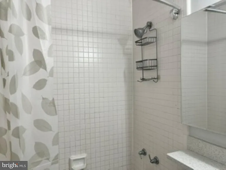 1011 Arlington Blvd #538 — Photo 15