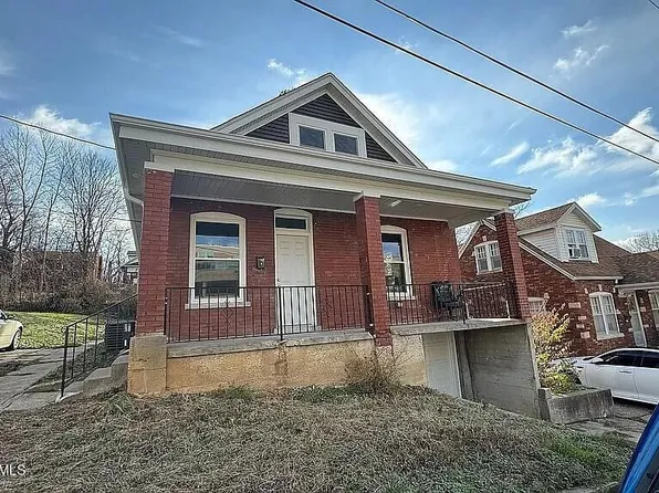 1111 Oak St, Jefferson City, MO 65101