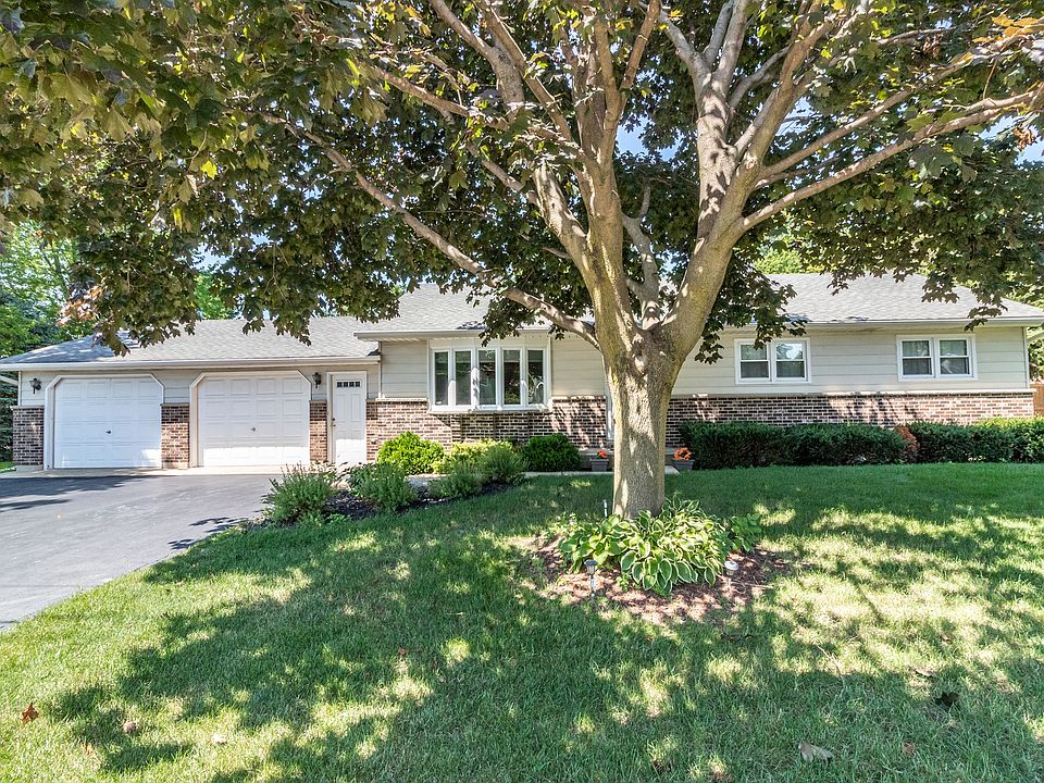 1st image of 3536 Woodlawn Ave