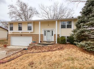 7 Glenwood Ln, Saint Peters, MO 63376