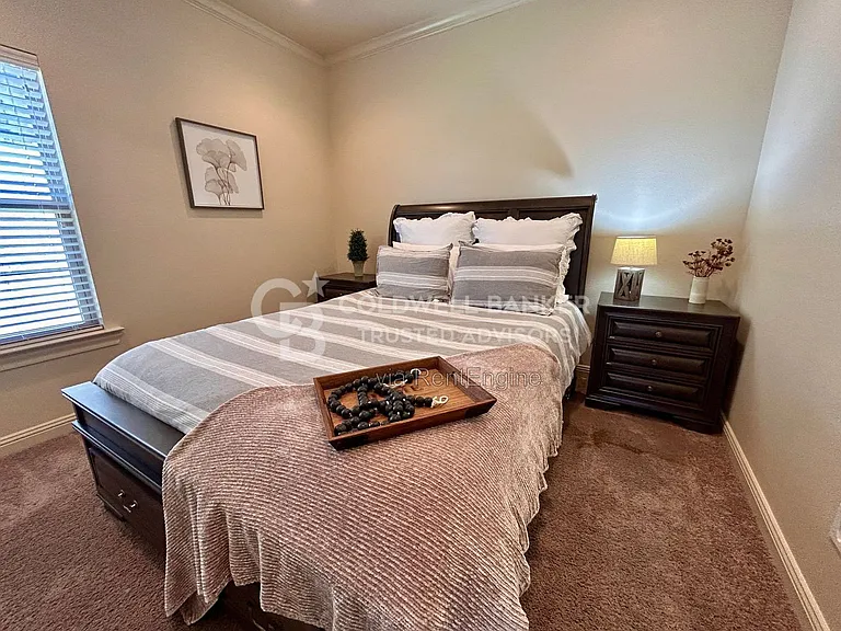 10317 Vernon Dr — Photo 17