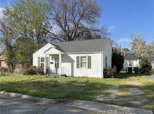 1205 Eisenhower St, Lumberton, NC 28358