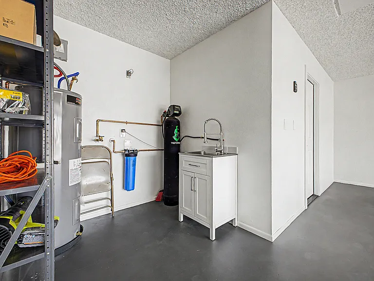 3027 W Tierra Buena Ln — Photo 43