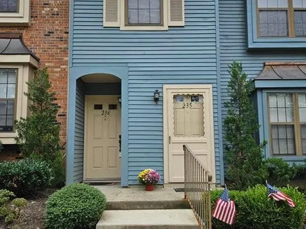 236 Perth Hill Ct, Aberdeen, NJ 07747