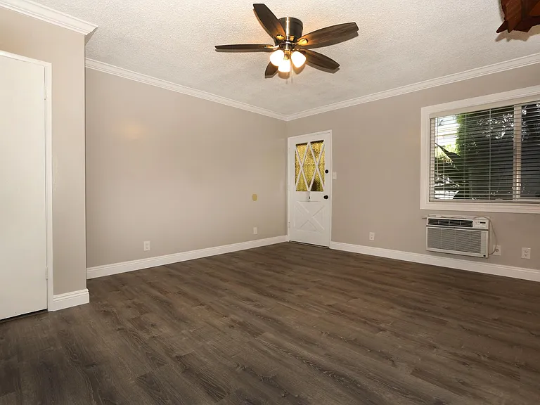 605 N Stoneman Ave — Photo 11