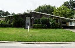 1st image of 1007 Rosewood Dr