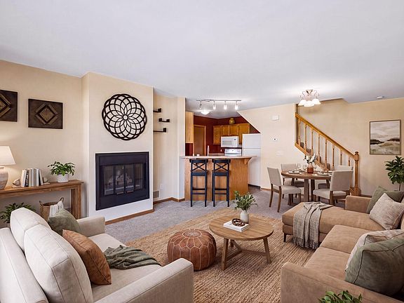3rd image of 12886 Echo Ln