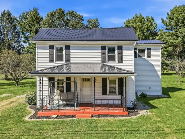 1251 Franklin Rd, Jackson Center, PA 16133