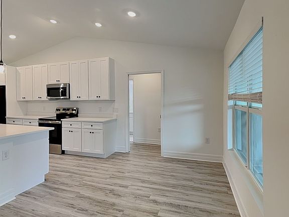 4th image of 1903 NW 20th Ter