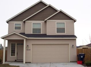 1424 NW Spruce Ct, Redmond, OR 97756