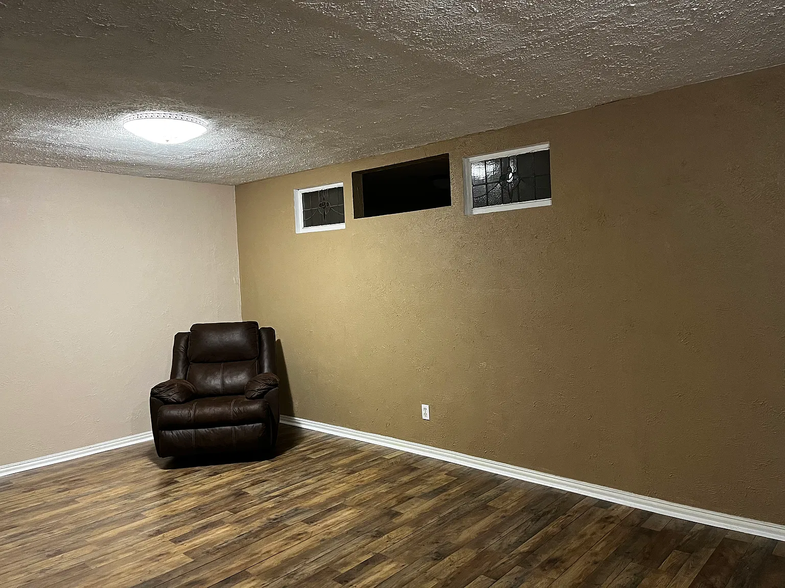 2 bed, 980 sqft, $950 — Photo 4