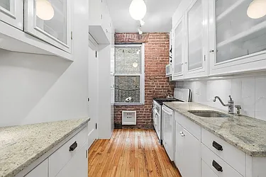 Sold by Mont Sky Real Estate