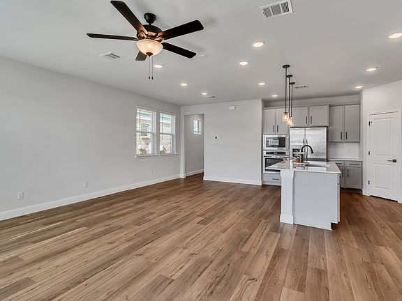 5th image of 1718 Zachary Ave