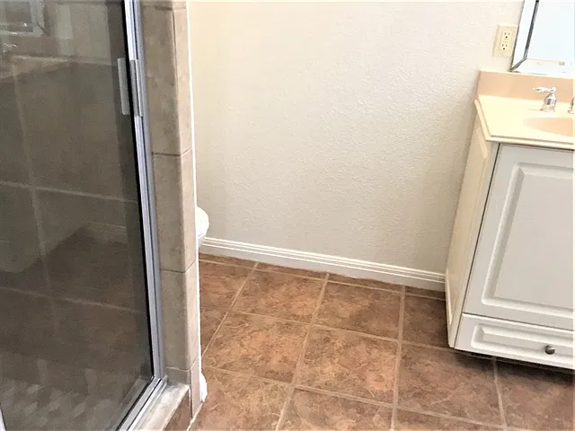 2322 Sean St — Photo 10