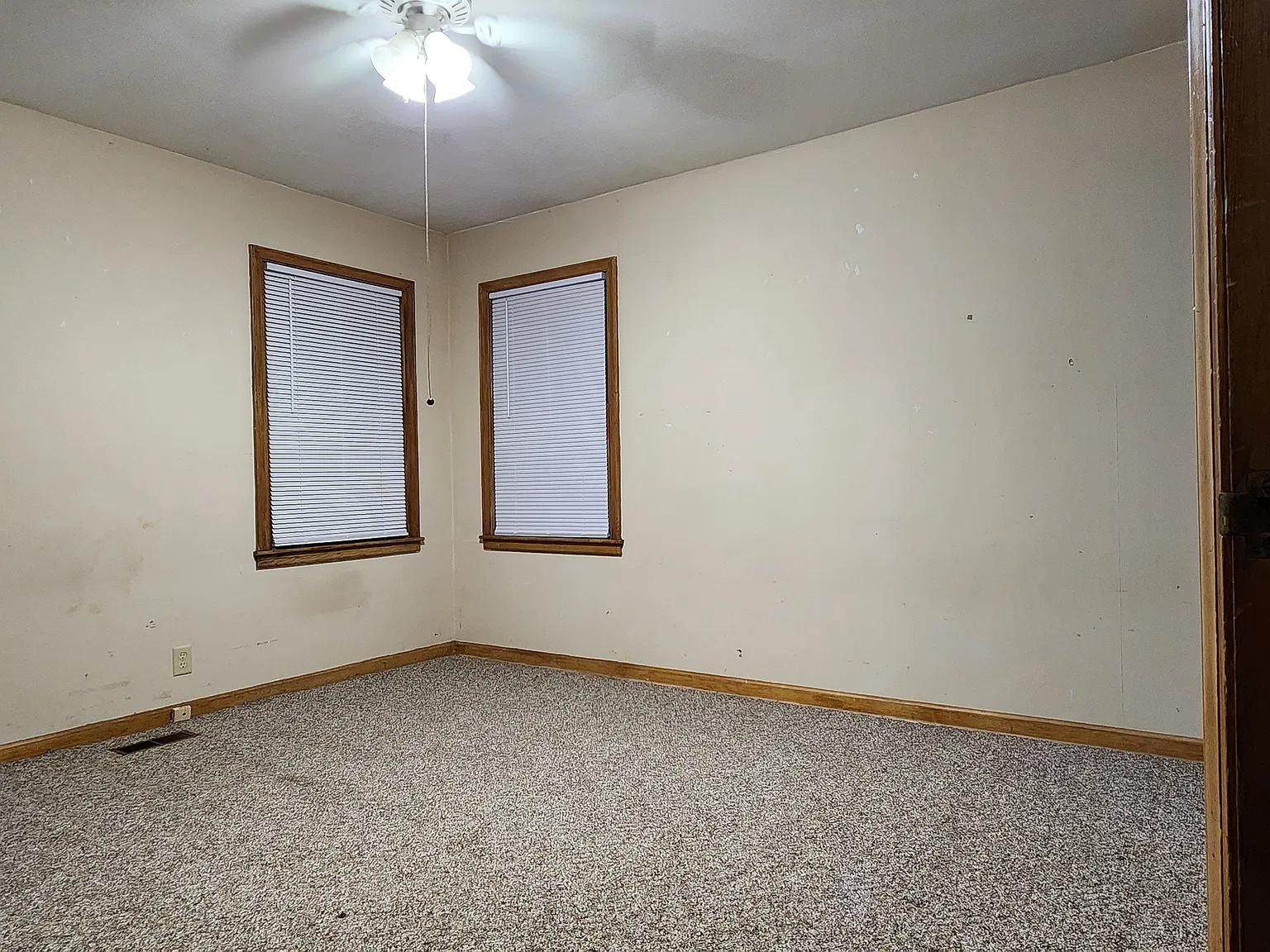 2 bed, 948 sqft, $685 — Photo 4