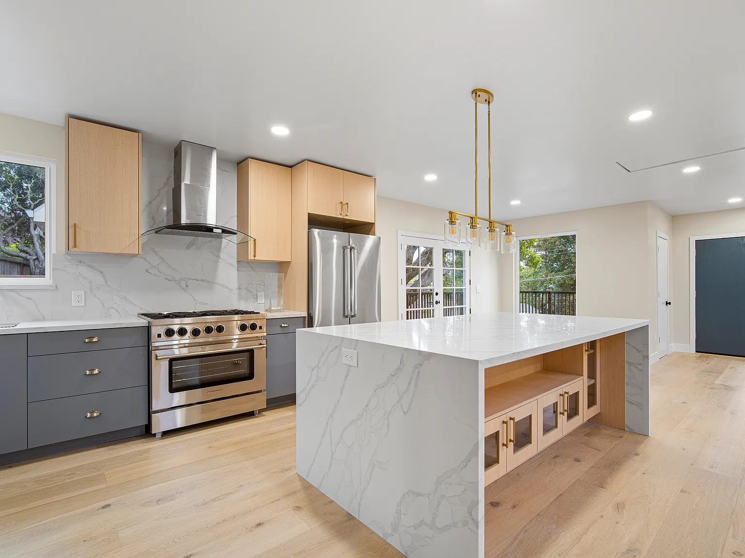 483 Boynton Avenue - 1 — Photo 1