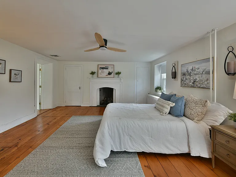 966 Paige Ct — Photo 17