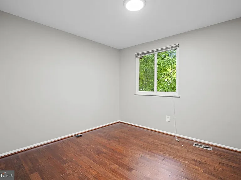 5863 Jacksons Oak Ct — Photo 21