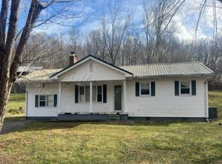 110 Noe St, Surgoinsville, TN 37873