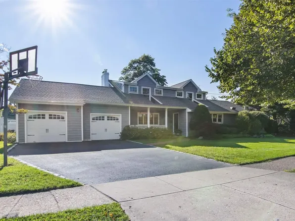 6 The Crescent Avenue, Babylon, NY 11702