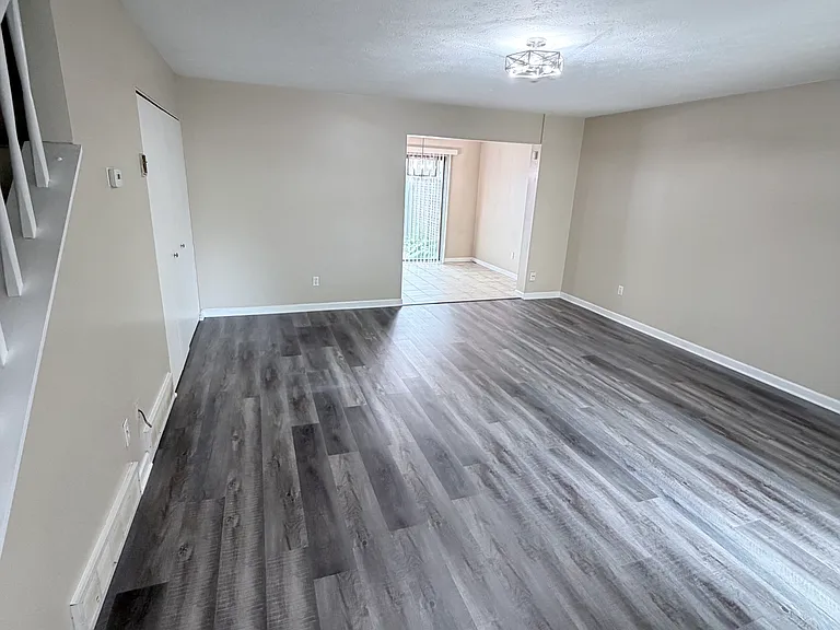 4458 Periwinkle Ln #4458 — Photo 2
